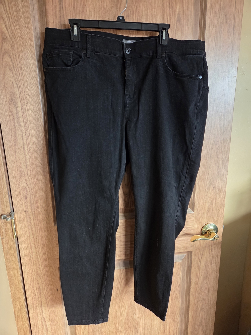 Torrid Black Bomshell Skinny Jeans